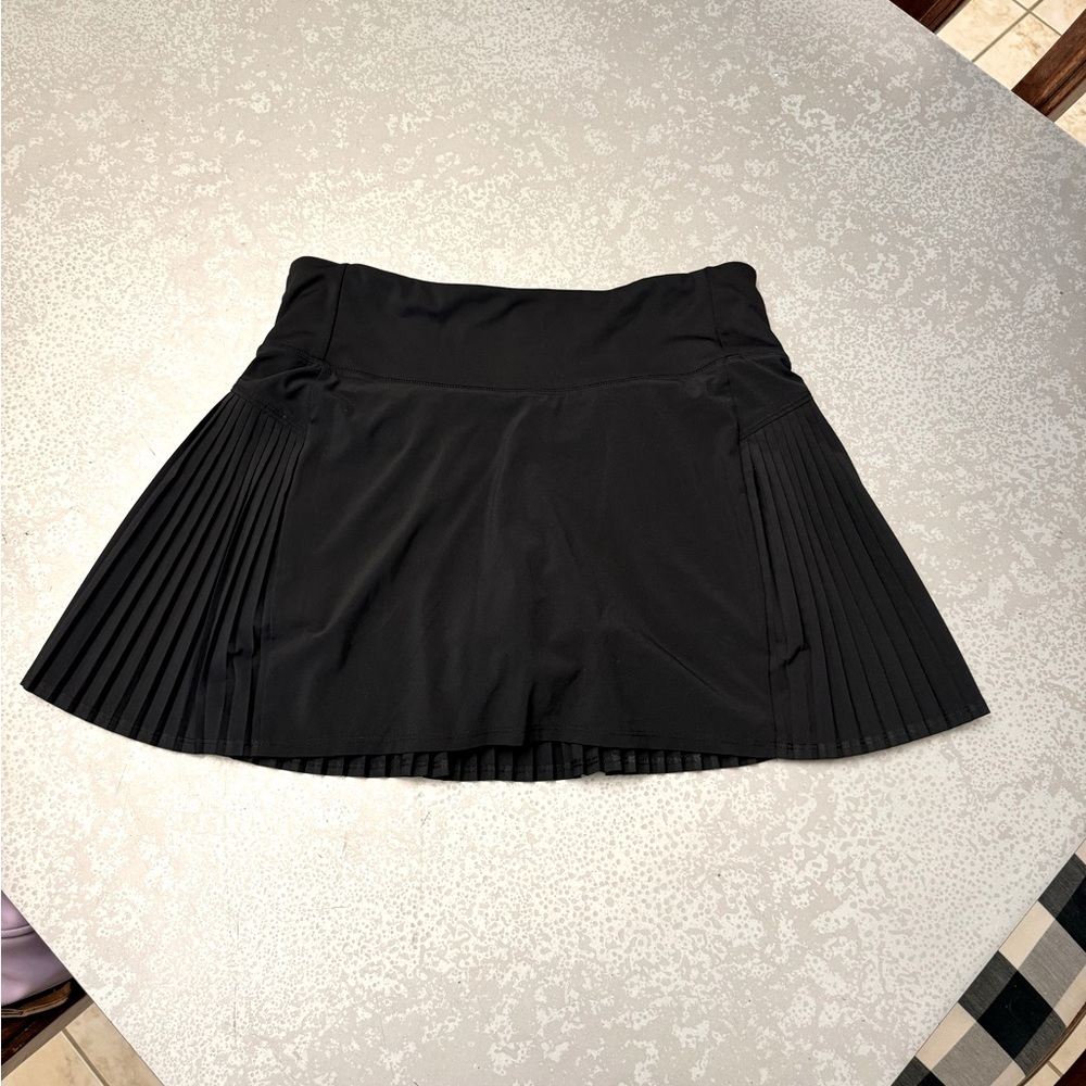 Athleta black skirt